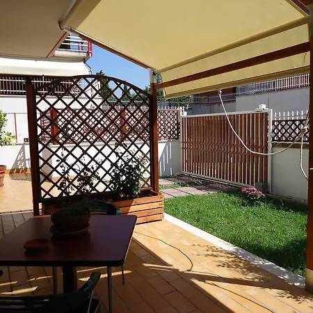 فندق مبيت وإفطار La Tartaruga كاستل غاندولفو